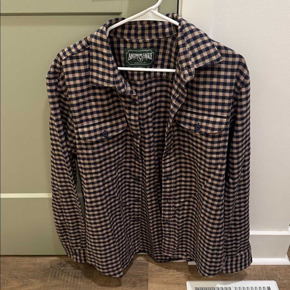American Eagle Outfitters Navy and Tan Checkered Casual Button Down Shirt